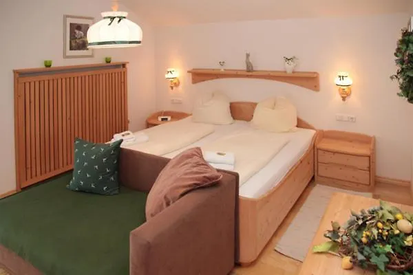 Appartement Chaletwohnung Allgaeutraum In Ruhiger Lage Von Burgberg Unterhalb Vom Gruenten